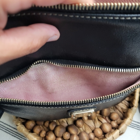 Dooney Bourke Black Genuine Pebbled Leather Shoulder Bag - Picture 11 of 16